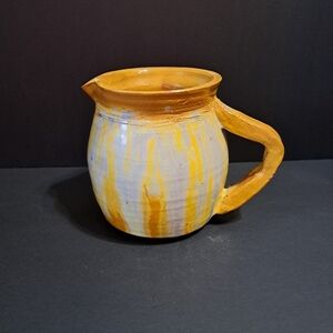 Hand Thrown Studio‎ Art Clay Artisan Drip Glaze Pitcher 1979 Artist Signed